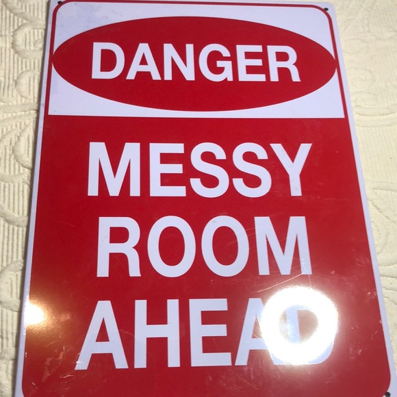 Red Danger Sign - Picture 2 of 7